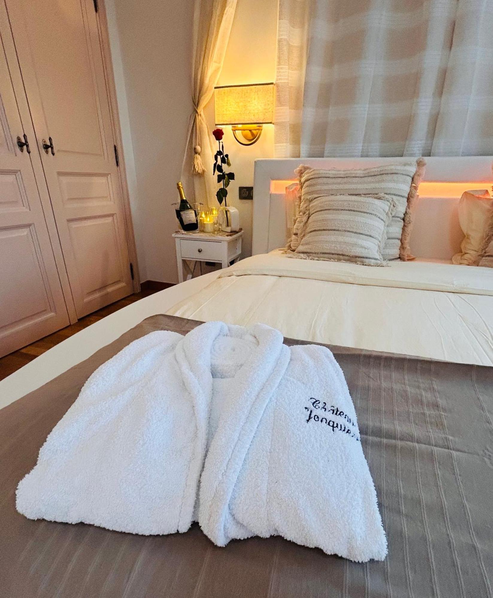 Chambres D'Hotes Chateau De Jonquieres Narbonne Kültér fotó
